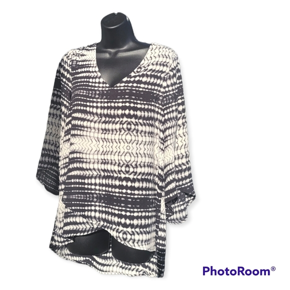 KAREN KANE Bracelet Sleeve Assymetrical Blouse Shirt Top XS Black & White. - Picture 4 of 9